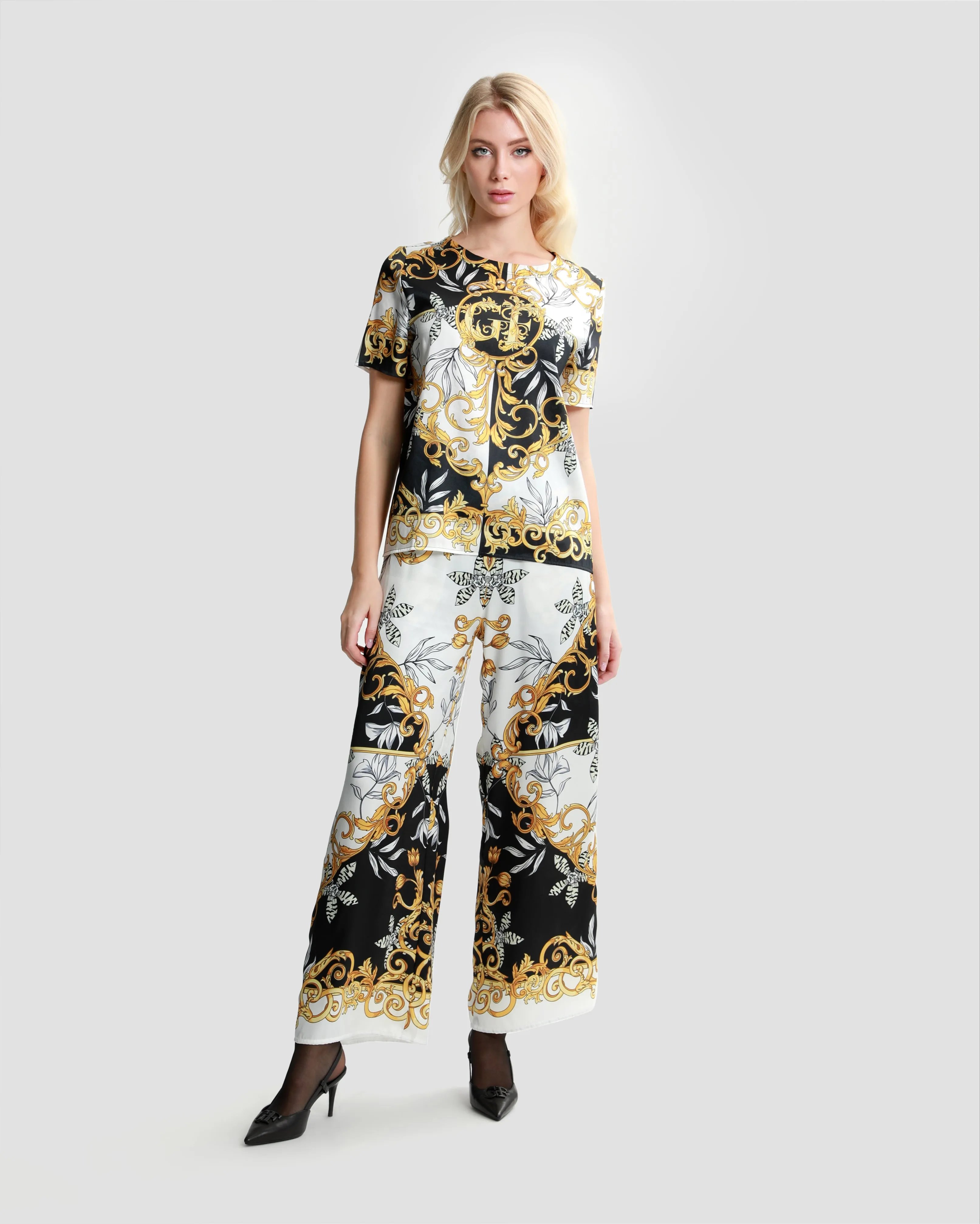 Contrasted Ornamental Wide-Leg Pants