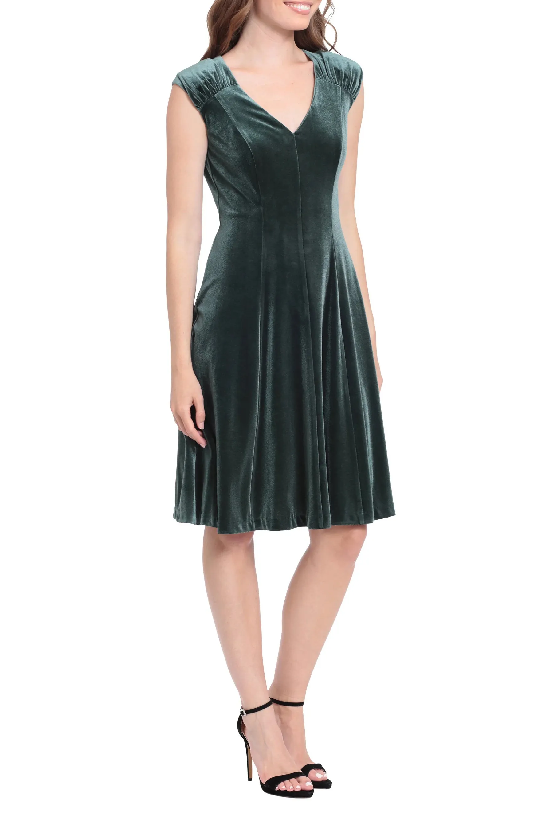 London Times V-neck ruched cap sleeve fluttering skirt velvet dress