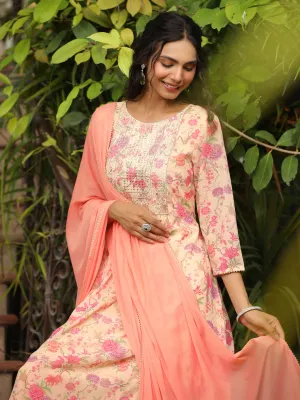 Women Georgette Peach Kurta Set